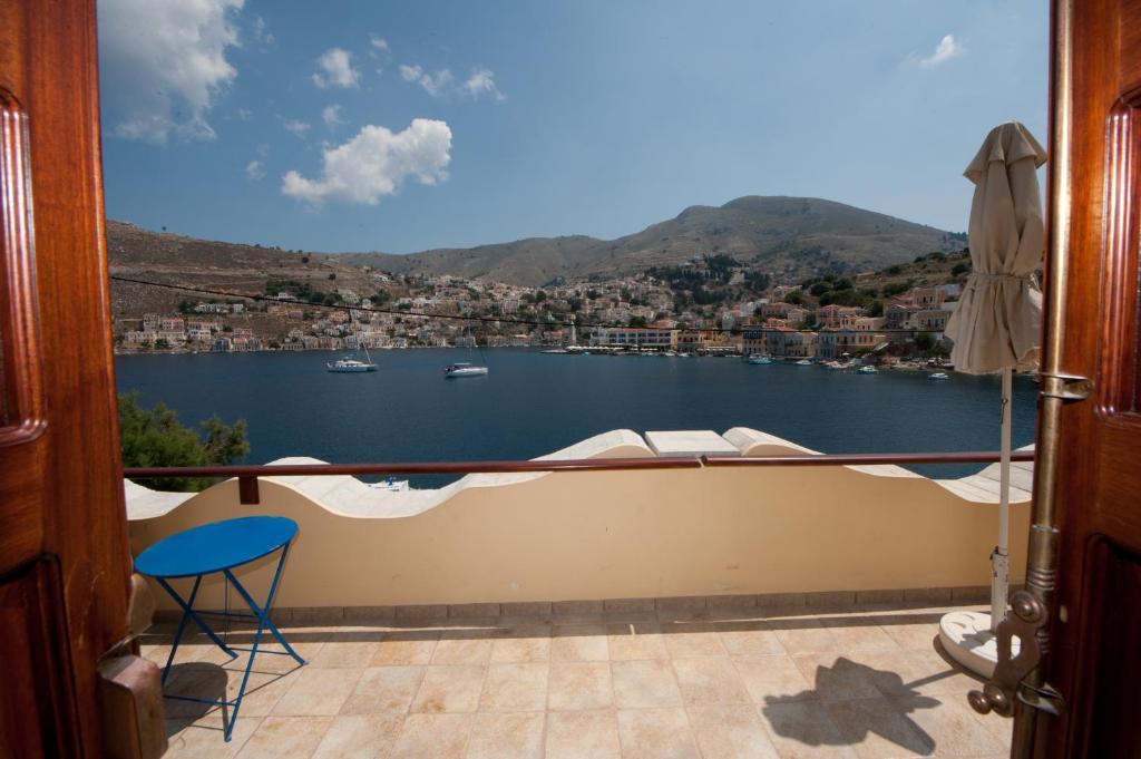 Odyssia * Symi